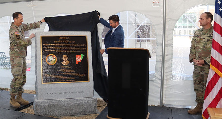 LT. General Robert L. Marion & Mr. Mark C. Kitz unveil plaque dedicated to MAJ. General Harold Greene LT. General Robert L. Marion & Mr. Mark C. Kitz unveil plaque dedicated to MAJ. General Harold Greene